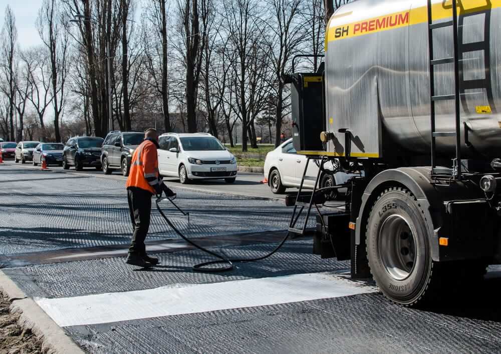 blacktop sealcoating
